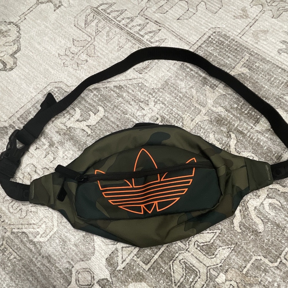 Adida Waist Bag Belt Fanny Pack CAMO New No Tags Adjustable Strap